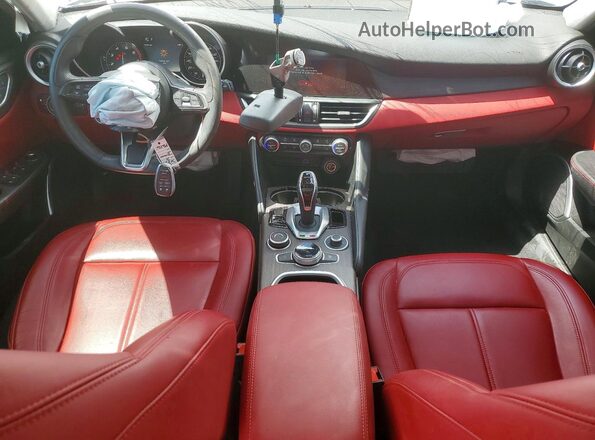 ZARFAMBN7M7644878 2021 ALFA ROMEO GIULIA Белый Вид панели приборов