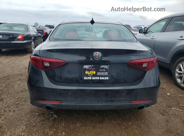 ZARFAMBNXK7600323 2019 ALFA ROMEO GIULIA Black Widok z tyłu