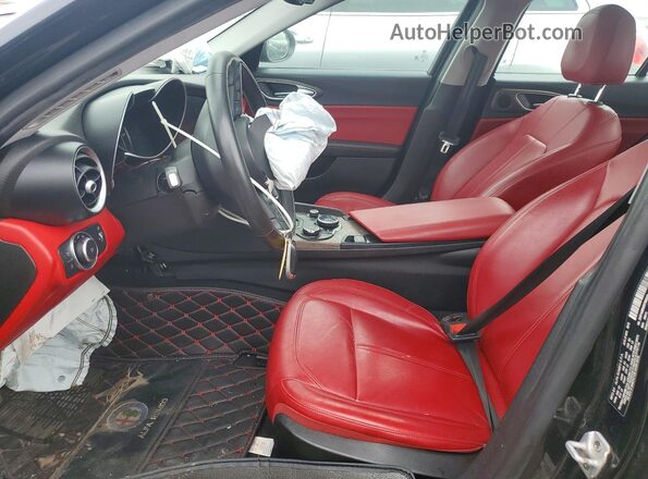 ZARFAMBNXK7600323 2019 ALFA ROMEO GIULIA Black Widok wnętrza z przodu