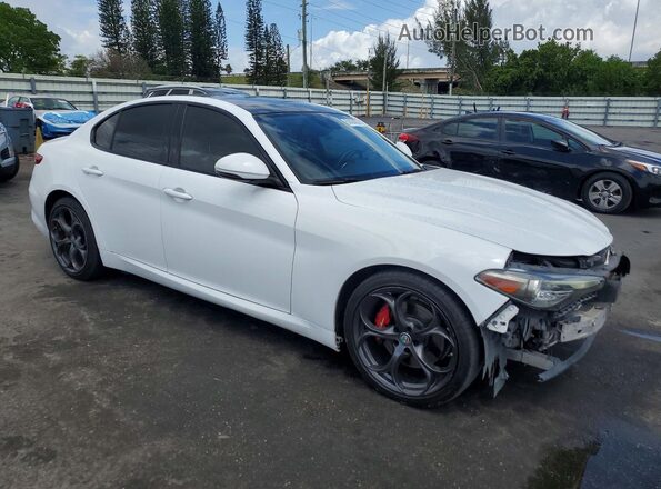 ZARFAMBNXK7600497 2019 ALFA ROMEO GIULIA White Delantero derecho