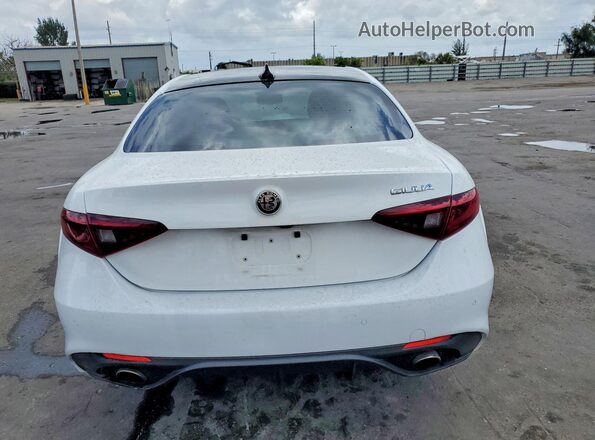 ZARFAMBNXK7600497 2019 ALFA ROMEO GIULIA White Vista trasera
