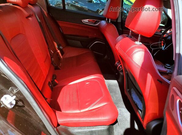 ZARFAMBNXK7621205 2019 ALFA ROMEO GIULIA Orange Widok tylnych siedzeń