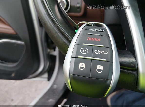 ZASFAKAN5J7B86146 2018 ALFA ROMEO STELVIO Silver Widok deski rozdzielczej