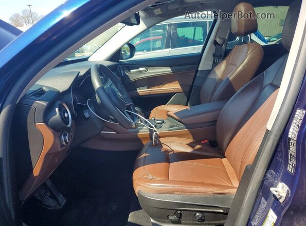 ZASFAKBN2J7B75488 2018 ALFA ROMEO STELVIO Blue Vista interior delantera