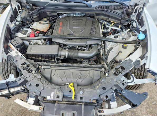 ZASFAKNN6J7B81614 2018 ALFA ROMEO STELVIO White Engine compartment view