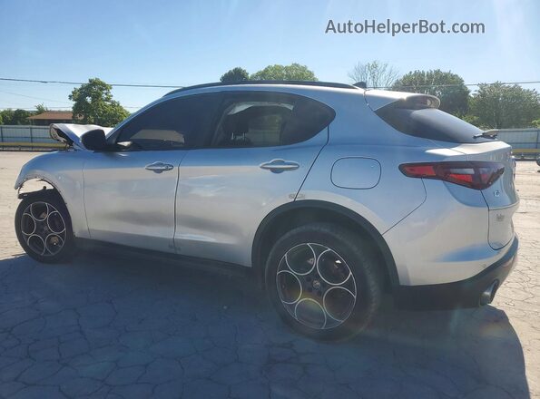 ZASFAKPN6J7B92299 2018 ALFA ROMEO STELVIO Серебряный Задняя левая четверть