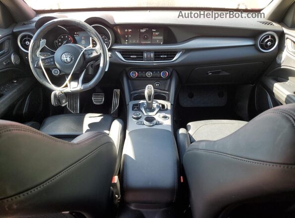 ZASPAKBN1L7C76934 2020 ALFA ROMEO STELVIO Красный Вид панели приборов
