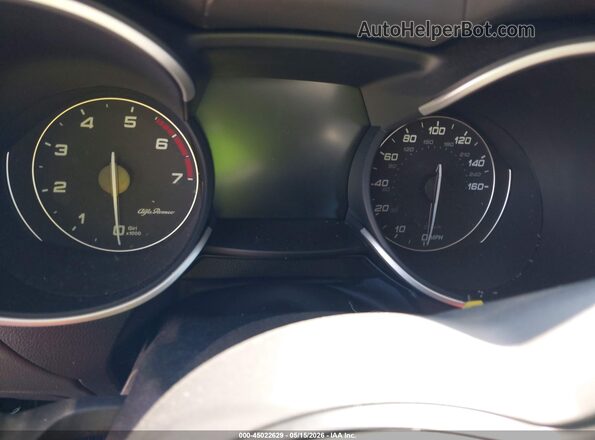 ZASPAKBN1N7D28615 2022 ALFA ROMEO STELVIO Черный Вид задних сидений