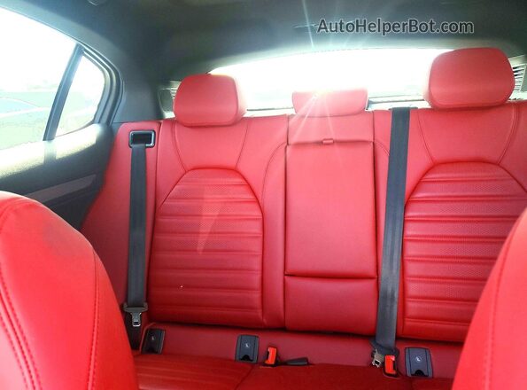 ZASPAKBN4P7D55021 2023 ALFA ROMEO STELVIO White Widok tylnych siedzeń