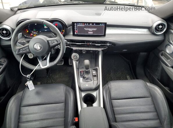 ZASPATDW3R3045722 2024 ALFA ROMEO OTHER White Dashboard view