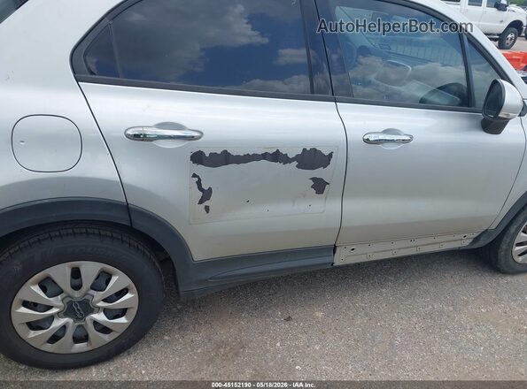 ZFBCFXAT2GP387054 2016 FIAT 500X Серебряный Вид спереди