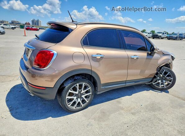 ZFBCFXCB3HP629792 2017 FIAT 500X Brown Tył prawy