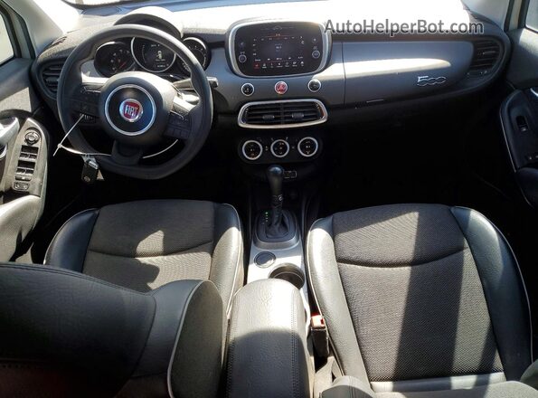 ZFBCFXCBXJP656591 2018 FIAT 500X White Widok deski rozdzielczej