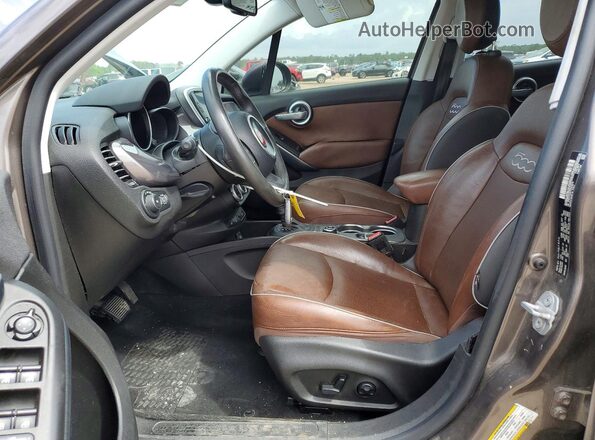 ZFBCFXDB1HP530919 2017 FIAT 500X Коричневый Вид салона спереди