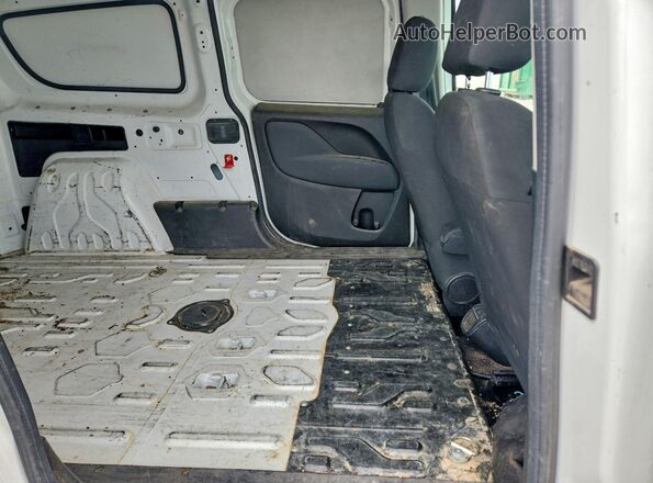 ZFBERFAB3J6K75474 2018 RAM PROMASTER Белый Вид задней части салона