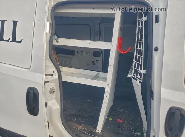 ZFBHRFAB0M6S89186 2021 RAM PROMASTER Белый Вид задней части салона