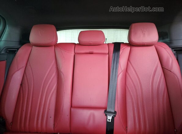 ZN682AVM8P7432138 2023 MASERATI GRECALE Black Вид задніх сидінь