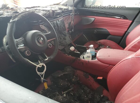 ZN682AVM8P7432138 2023 MASERATI GRECALE Black Вид салону спереду