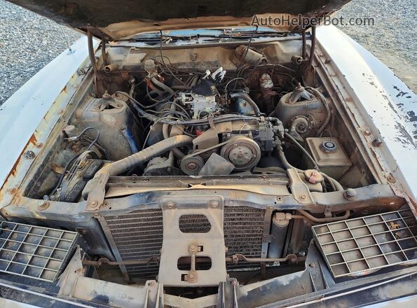 0A33H150302 1970 FORD OTHER White Widok wnętrza z tyłu