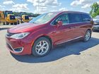 2018 Chrysler Pacifica Touring L Plus Red vin: 2C4RC1EG9JR237586