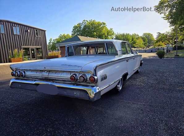 3W62Z506132 1963 MERCURY MONTEREY White Vista frontal