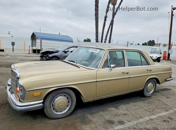 1971 MERCEDES-BENZ 280