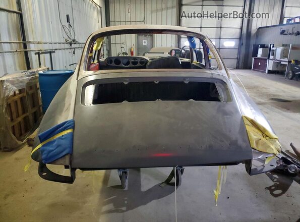 119301300 1969 PORSCHE 911 Gray Rear view