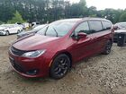 2020 Chrysler Pacifica Touring L Red vin: 2C4RC1BG1LR251022