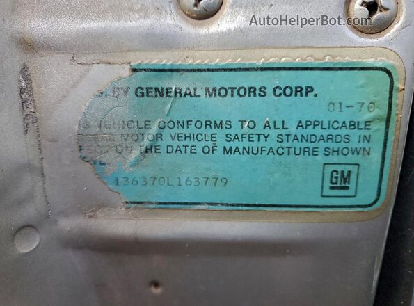 136370L163779 1970 CHEVROLET CHEVELLE Silver Widok komory silnika
