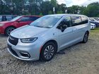 2024 Chrysler Pacifica Hybrid Select Серебряный vin: 2C4RC1S77RR126910