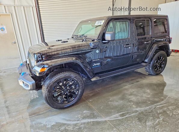 1C4JJXP64PW556775 2023 JEEP WRANGLER Black Przód lewy