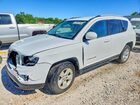 2017 Jeep Compass Latitude White vin: 1C4NJCEB1HD206656