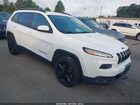 2018 Jeep Cherokee Latitude Fwd White vin: 1C4PJLCB1JD580590