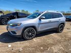 2019 Jeep Cherokee Latitude Silver vin: 1C4PJLCB7KD128550