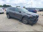2020 Jeep Cherokee Latitude Plus Fwd Gray vin: 1C4PJLLB7LD503581