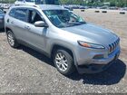 2016 Jeep Cherokee Latitude Silver vin: 1C4PJMCB1GW270426