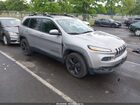2018 Jeep Cherokee Latitude 4x4 Gray vin: 1C4PJMCX4JD527433
