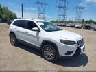 2019 Jeep Cherokee Latitude Plus 4x4 White vin: 1C4PJMLB1KD199104