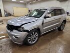 2018 Jeep Grand Cherokee Overland Silver vin: 1C4RJFCG5JC477491