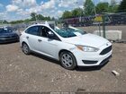 2018 Ford Focus S White vin: 1FADP3E22JL326459