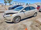 2018 Ford Focus Gold vin: 1FADP3F2XJL315384
