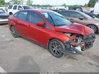 2018 Ford Focus Se Red vin: 1FADP3FE0JL284785