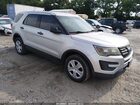 2016 Ford Utility Police Interceptor   Silver vin: 1FM5K8AR9GGA72405