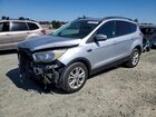 2018 Ford Escape Se Серебряный vin: 1FMCU0G91JUB49092