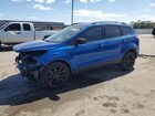 2018 Ford Escape Se Синий vin: 1FMCU0GD3JUA02079