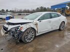 2017 Buick Lacrosse Premium Белый vin: 1G4ZR5SS8HU142749