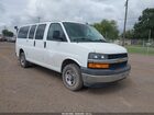 2020 Chevrolet Express Passenger Rwd 2500 Regular Wheelbase Lt White vin: 1GAWGFFP5L1225812