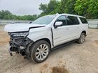 2023 Chevrolet Suburban C1500 Premier White vin: 1GNSCFKD9PR374767