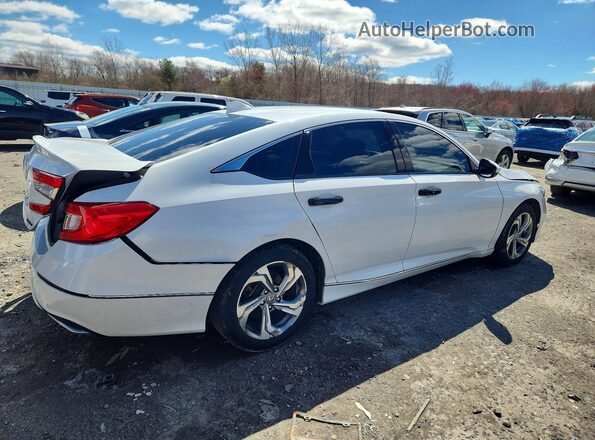 1HGCV1F43JA070992 2018 HONDA ACCORD White Rear right