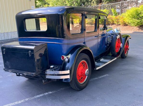 1929 STUT BLACKHAWK 4-DOOR